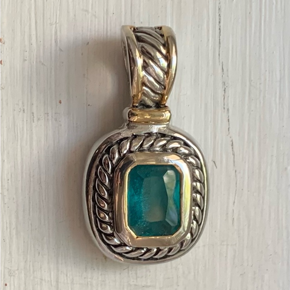 Pendant